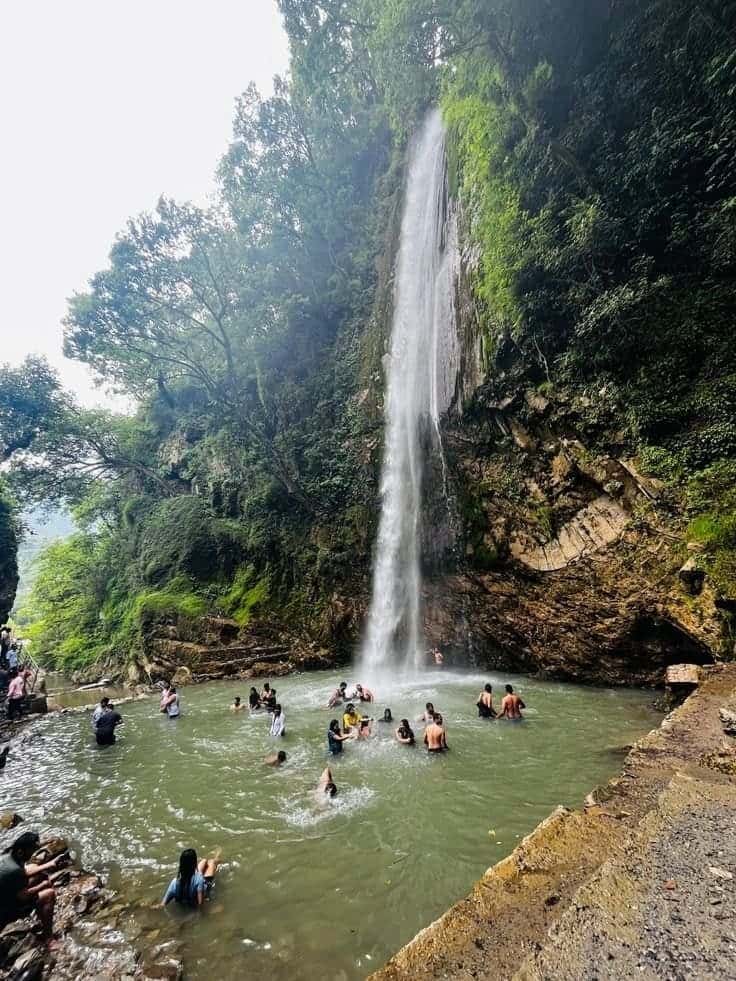 A Ghoomo Saste Me batch — backpacking trips