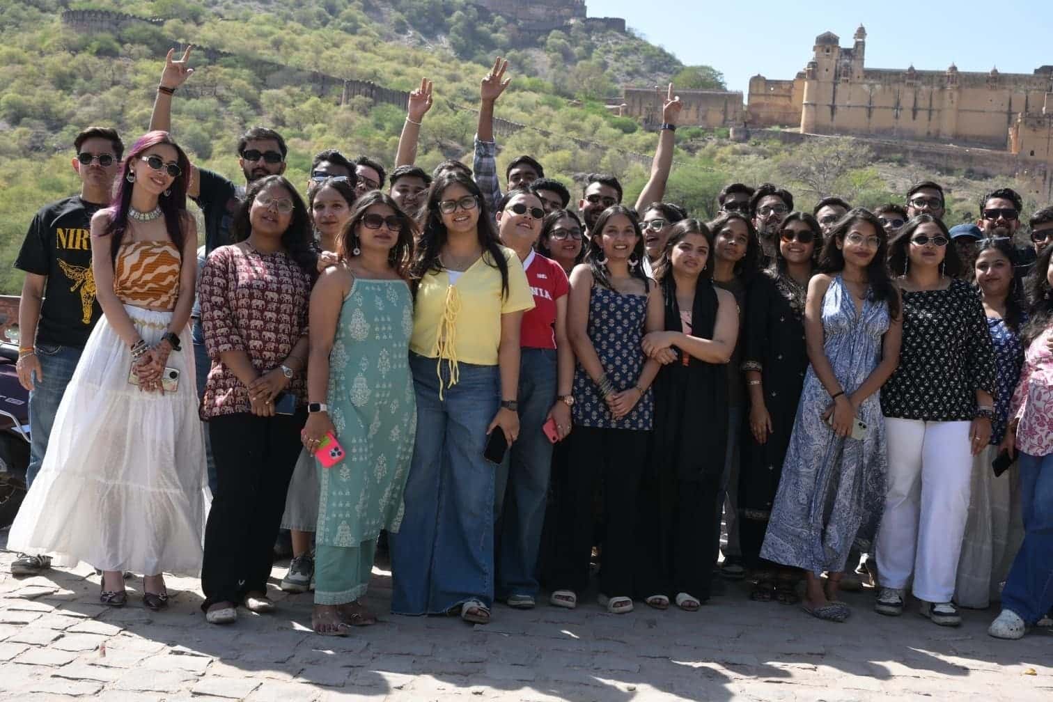 A Ghoomo Saste Me batch on a trip