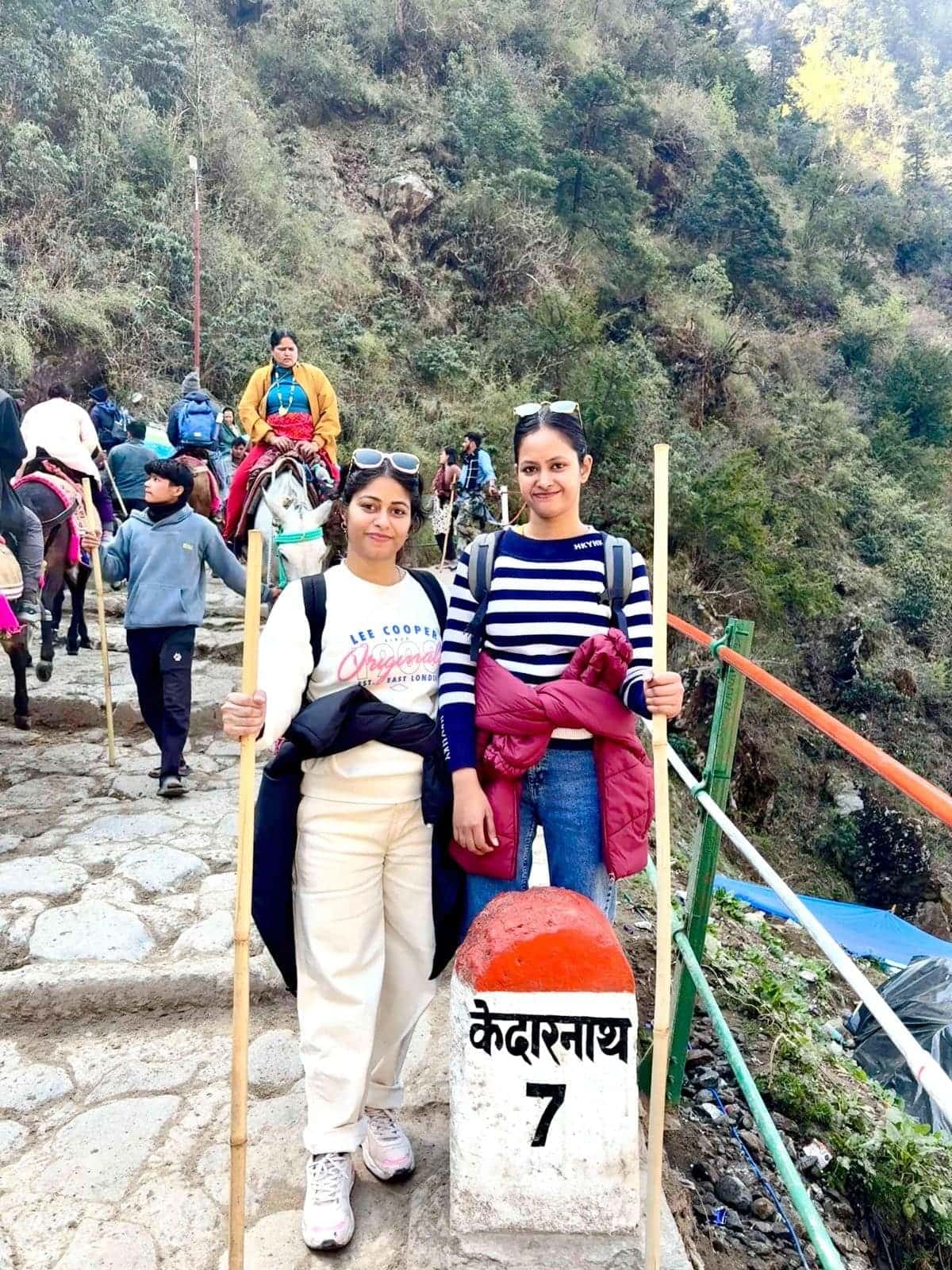 A Ghoomo Saste Me batch — yatras